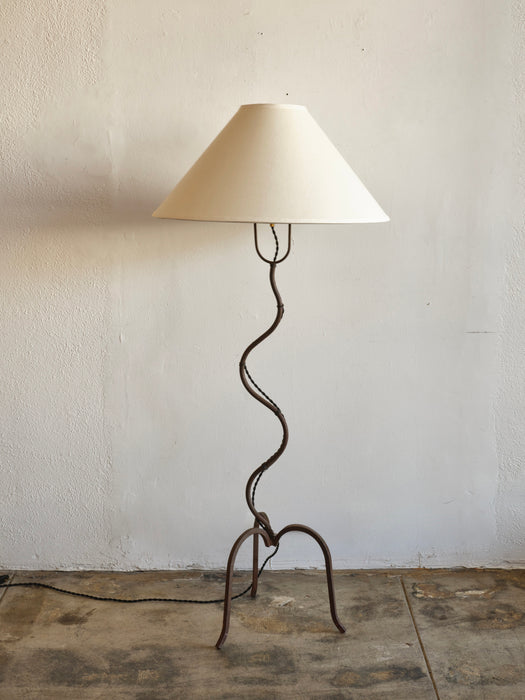 Steel Squiggle Floor Lamp 1