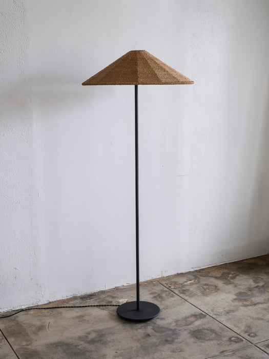 Slender Floor Lamp - Rope Shade