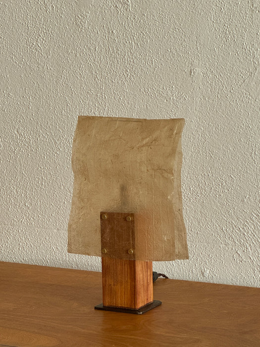 Pyramida Lamp