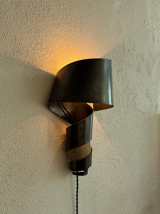 Steel Ribbon Sconce