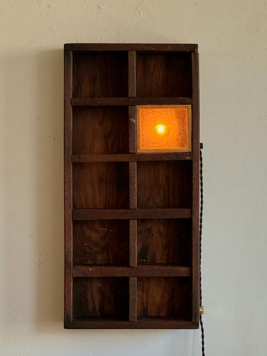 Cube Shelf With Lamp