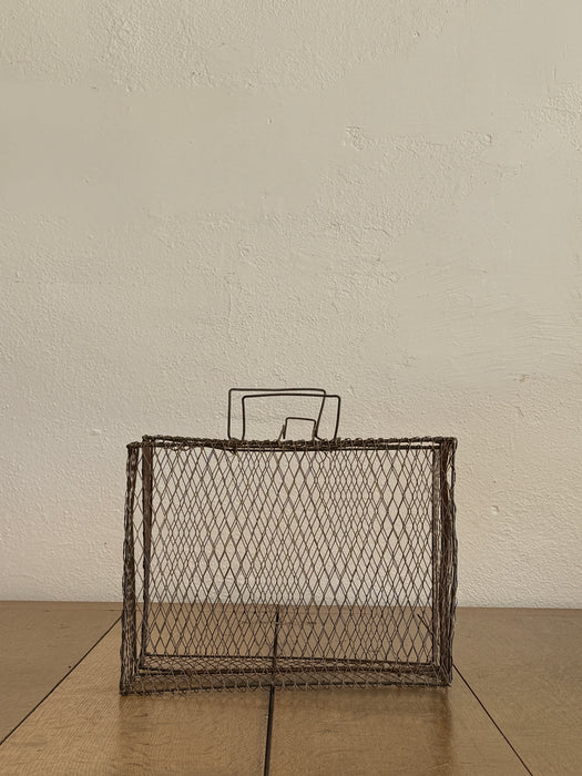 Wire Bag With Handle And Latch