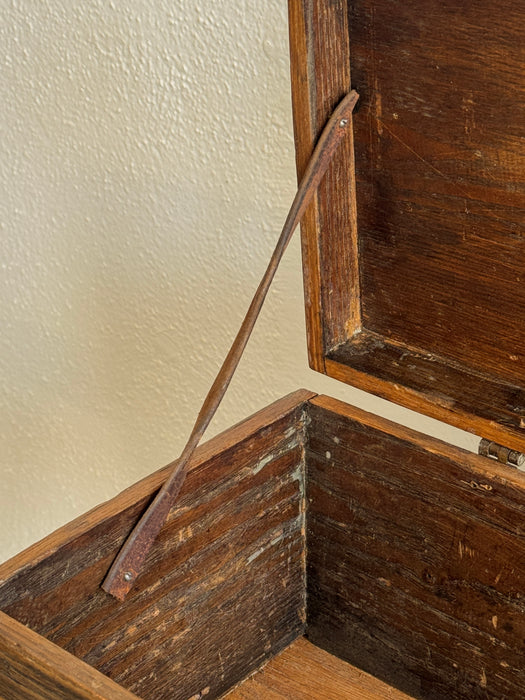 Box Joint Chest With Handles
