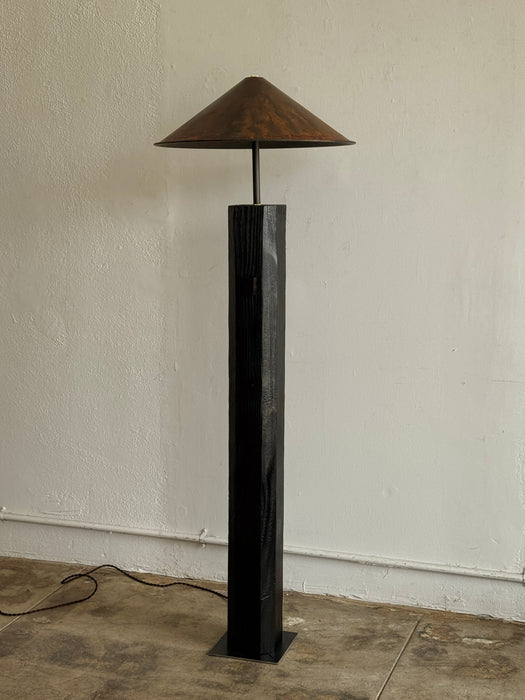 Esagano Standing Lamp With Steel Shade
