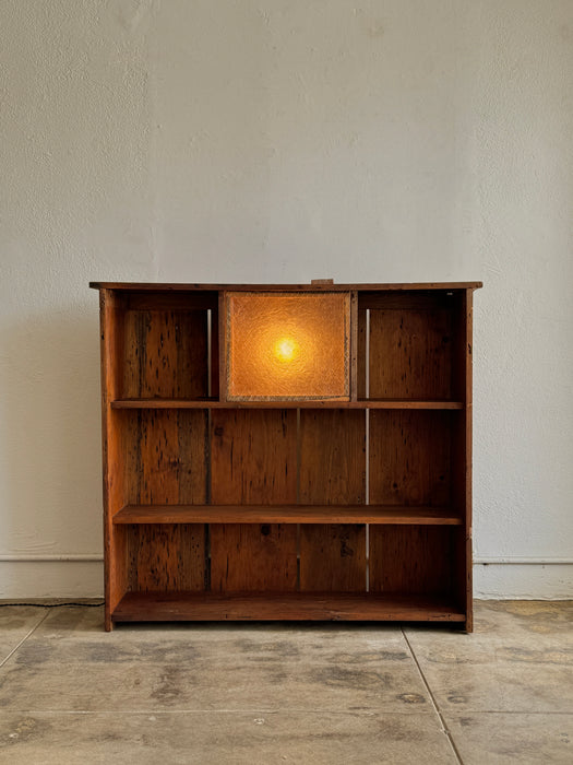 Shelves With Integrated Light