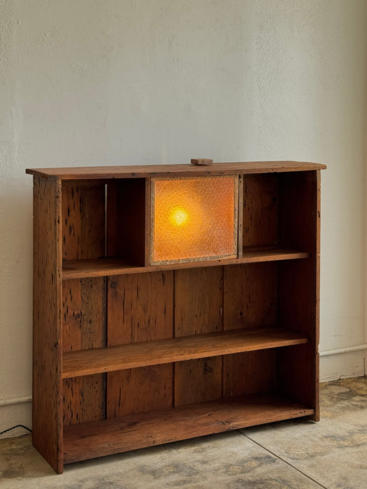 Shelves With Integrated Light