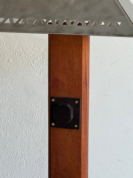 Triangolo Standing Lamp