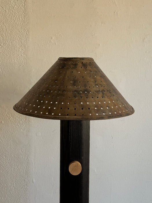 Esagano With Steel Shade