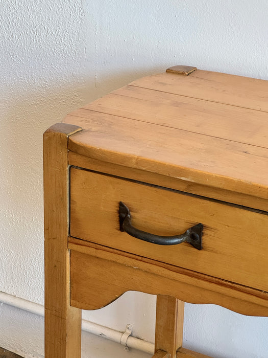 Pine Entry Table