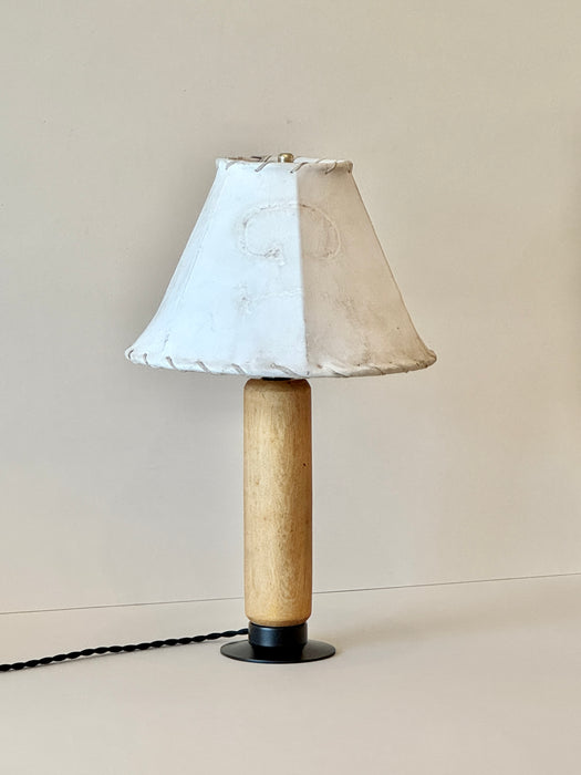 Hide Shade Column Lamp