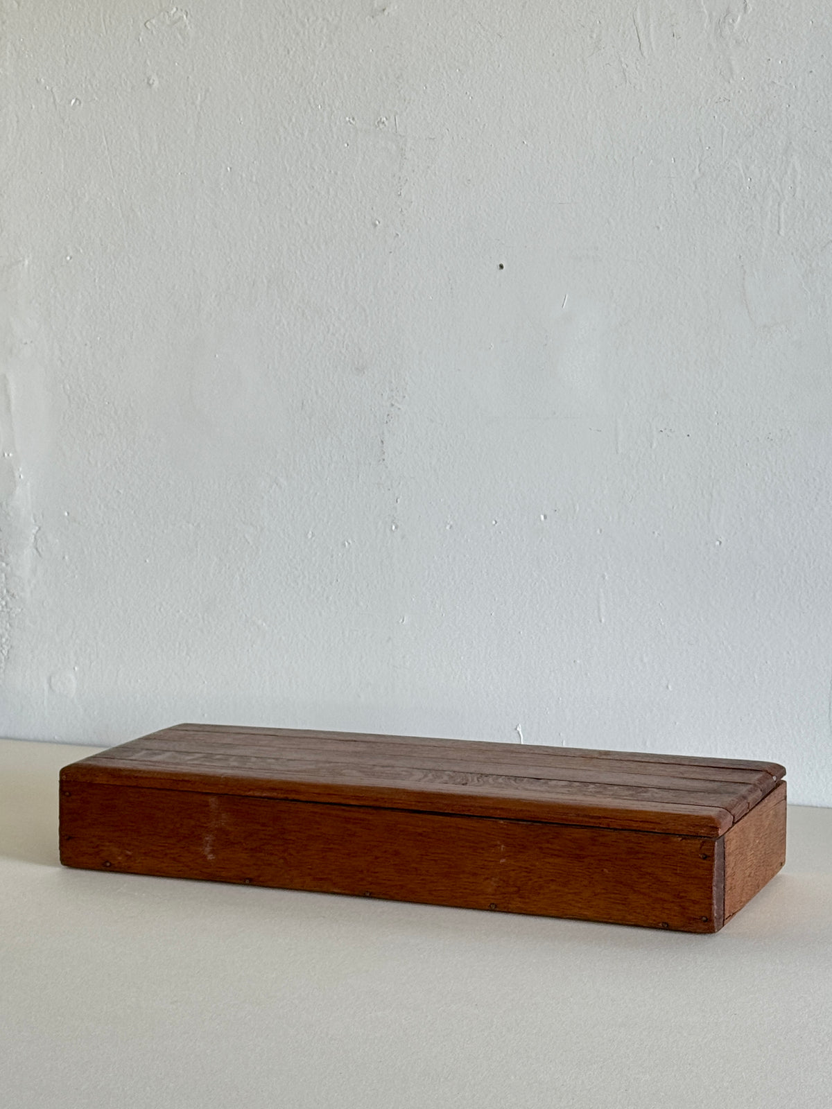 Slatted Box With Hinged Lid– elementi