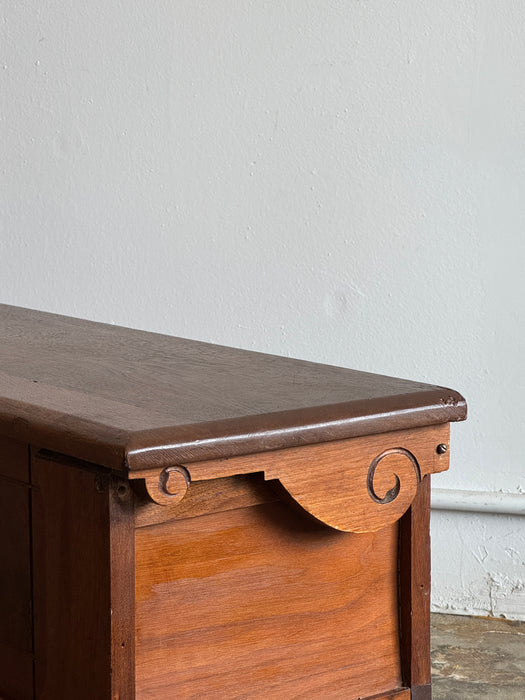 Mahogony Blanket Chest