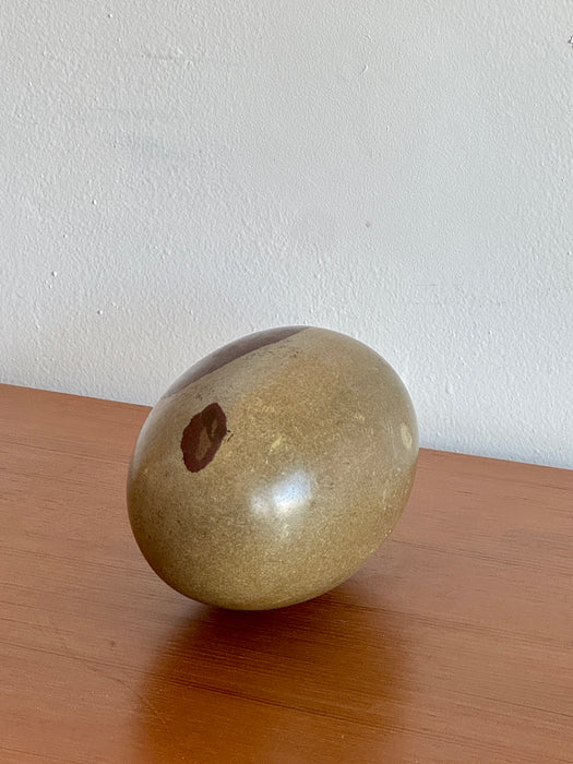 Large Scale Polished Stone