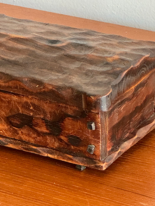 Scalloped Spanish Box